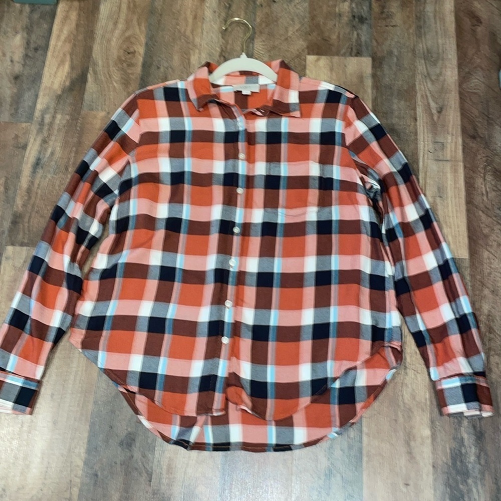 LOFT Orange Plaid Flannel‎ Shirt. Size Small. Super soft.
